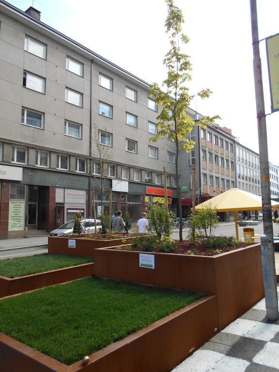 Anne'S City Apartment Jyvaskyla Exterior photo